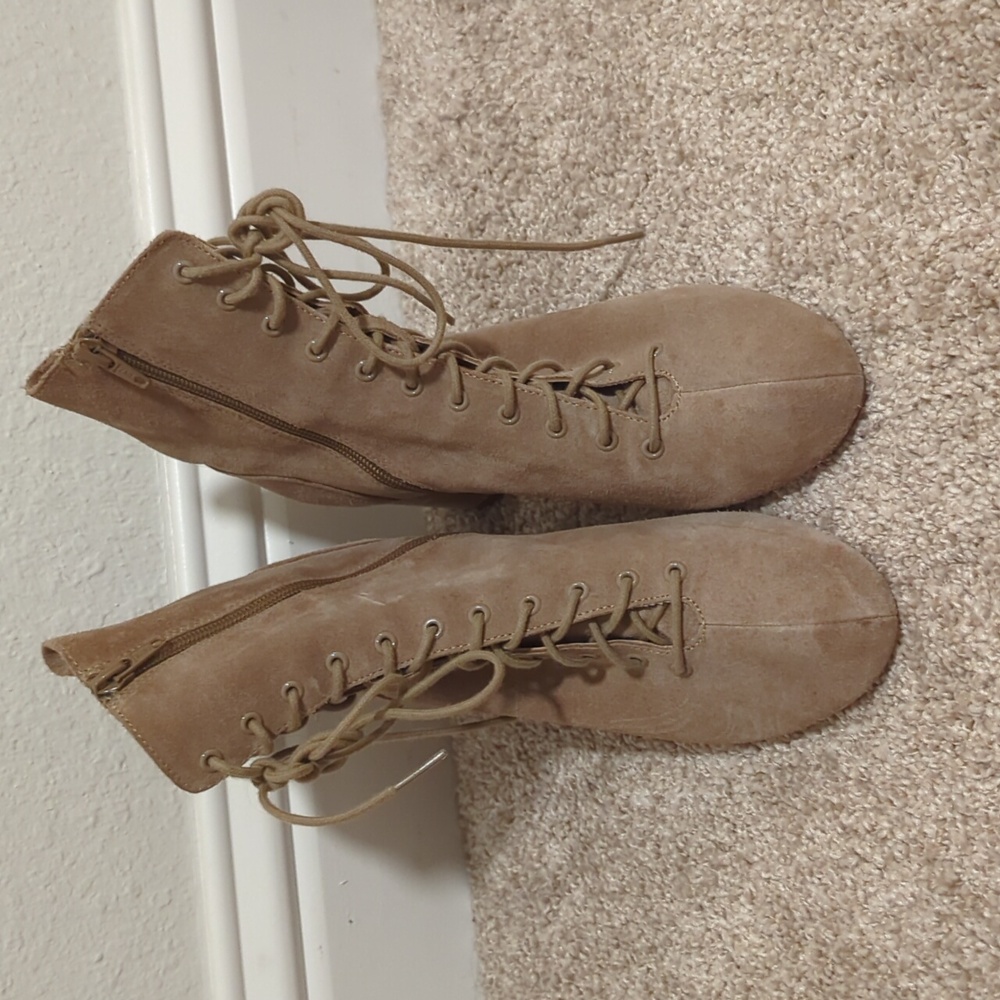 Suede lace up boot